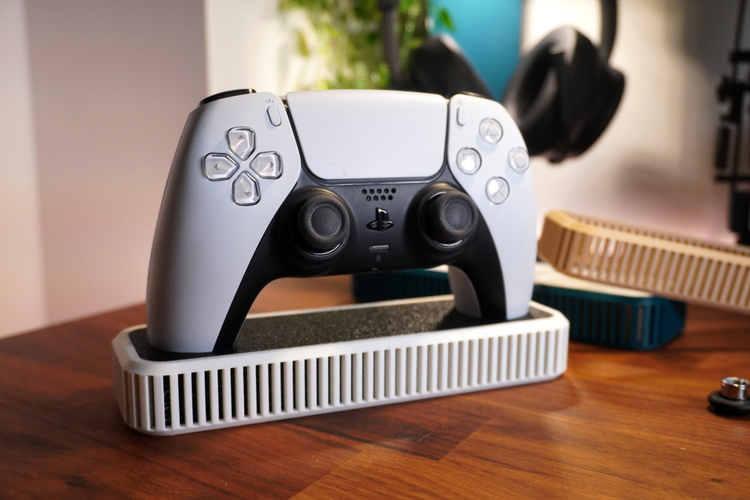 استند دسته ps5/xbox /ps4طرح یونیورسال